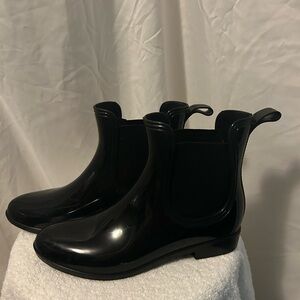 INC International Concepts Black Gloss Chelsea Rain Boots